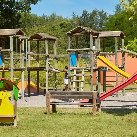 Camping - Piscine - Ccbbabd