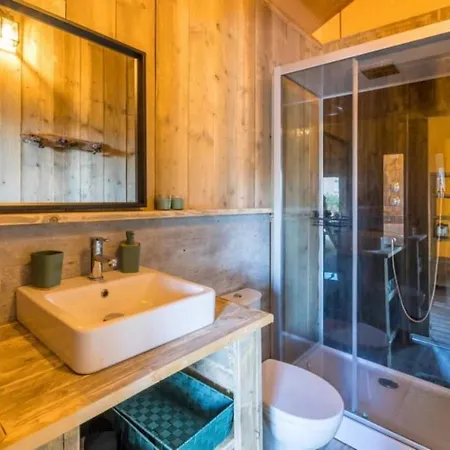 - Piscine - Ccbbabd אתר קמפינג קווינסון